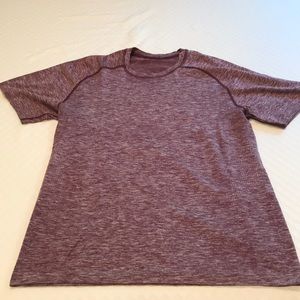 Lulu Lemon - Metal Vent Tech Short Sleeve - Maroon